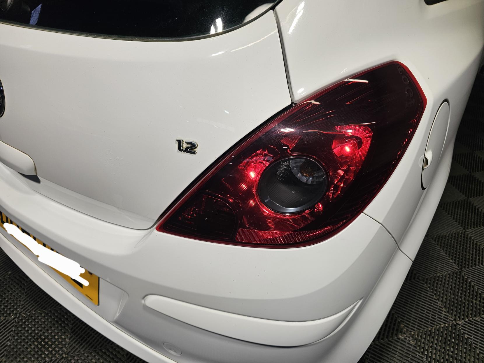 Vauxhall Corsa 1.2 16V Limited Edition Hatchback 3dr Petrol Manual Euro 5 (85 ps)