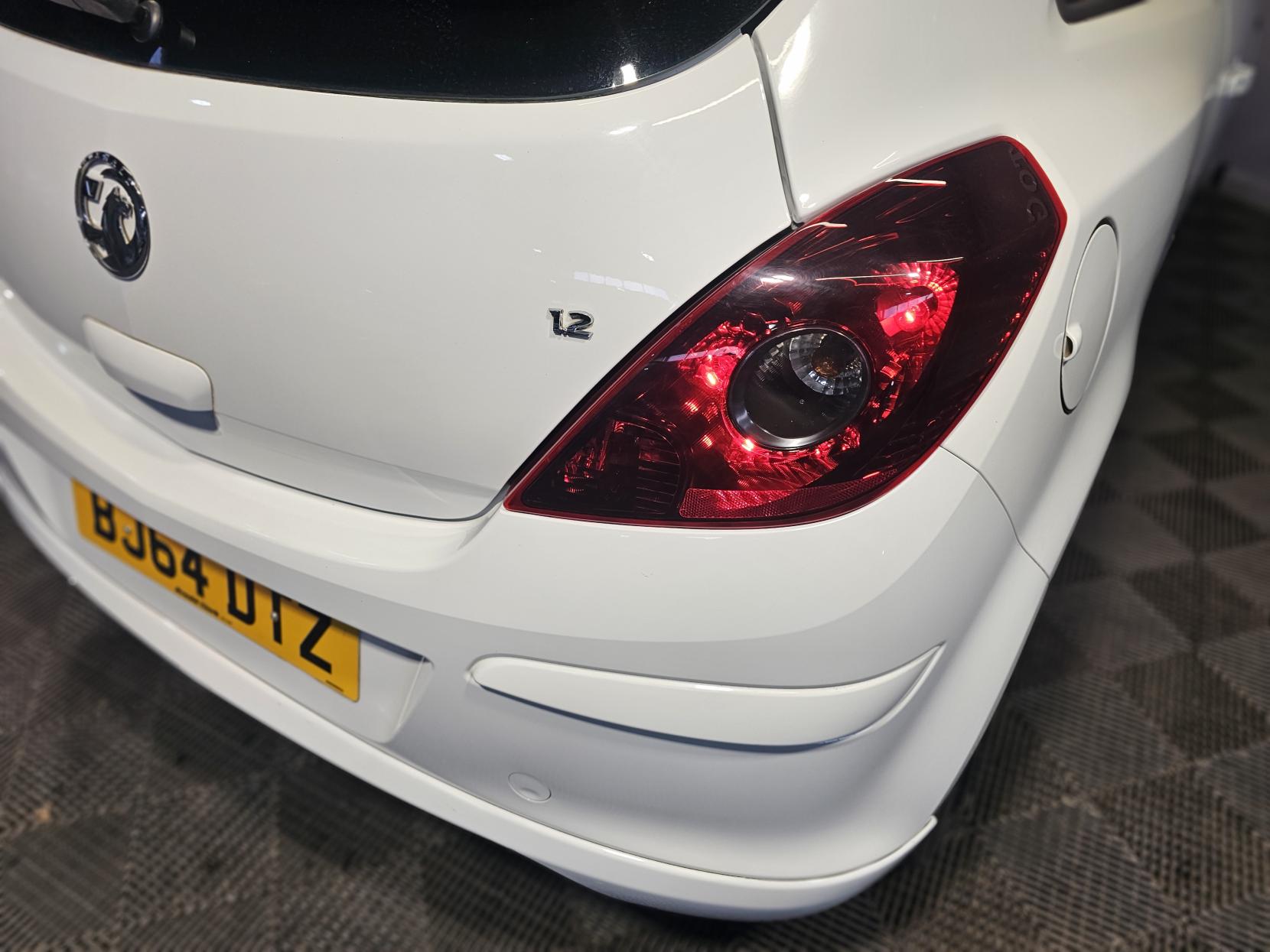 Vauxhall Corsa 1.2 16V Limited Edition Hatchback 3dr Petrol Manual Euro 5 (85 ps)