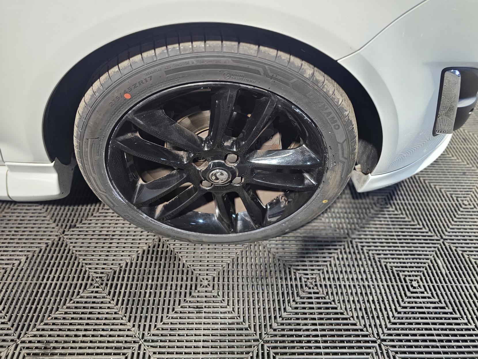 Vauxhall Corsa 1.2 16V Limited Edition Hatchback 3dr Petrol Manual Euro 5 (85 ps)