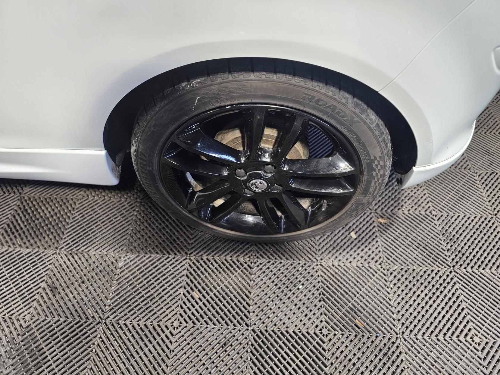 Vauxhall Corsa 1.2 16V Limited Edition Hatchback 3dr Petrol Manual Euro 5 (85 ps)