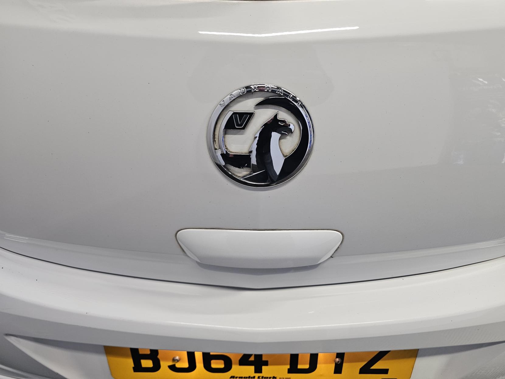 Vauxhall Corsa 1.2 16V Limited Edition Hatchback 3dr Petrol Manual Euro 5 (85 ps)