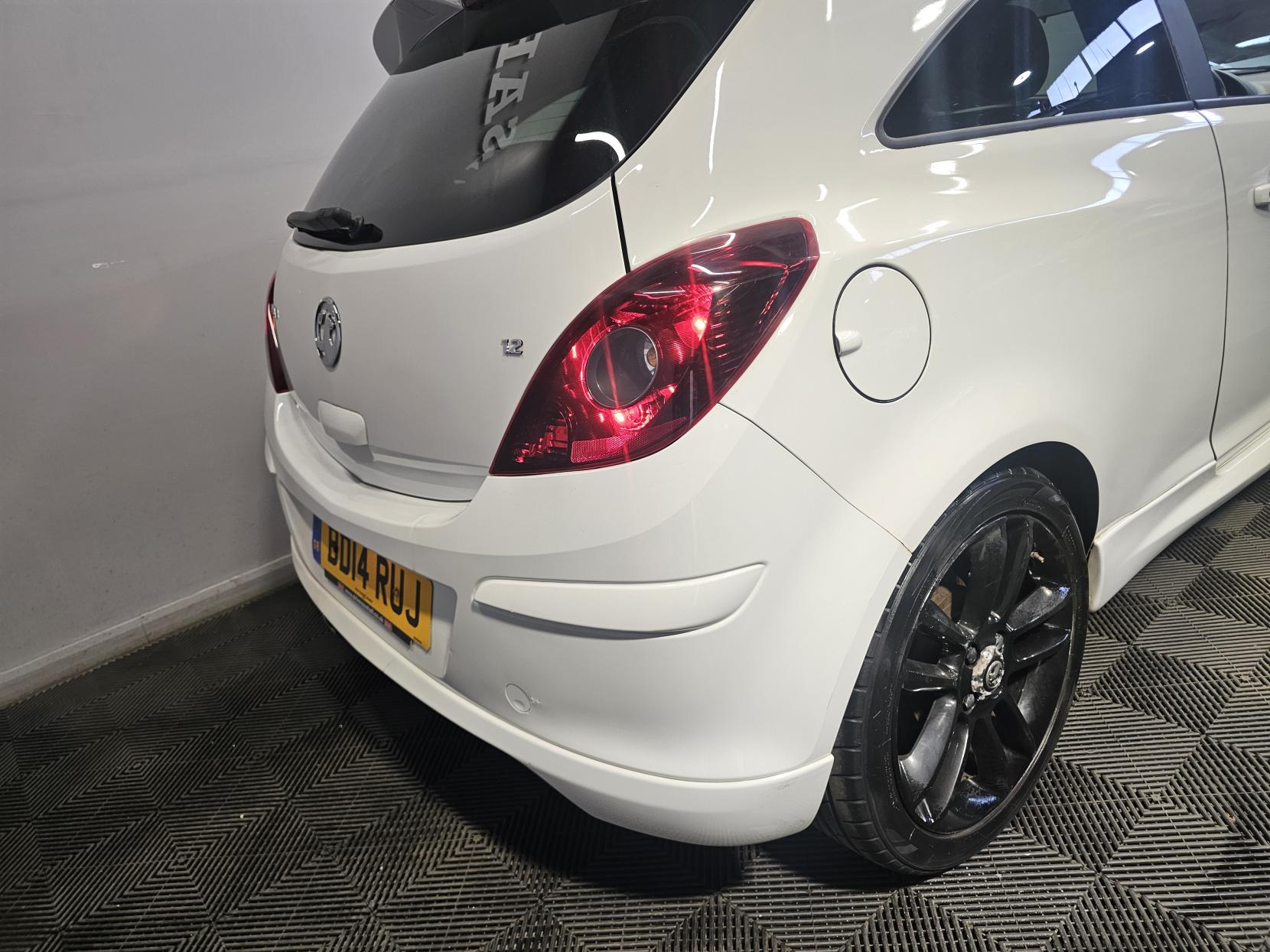 Vauxhall Corsa 1.2 16V Limited Edition Hatchback 3dr Petrol Manual Euro 5 (85 ps)