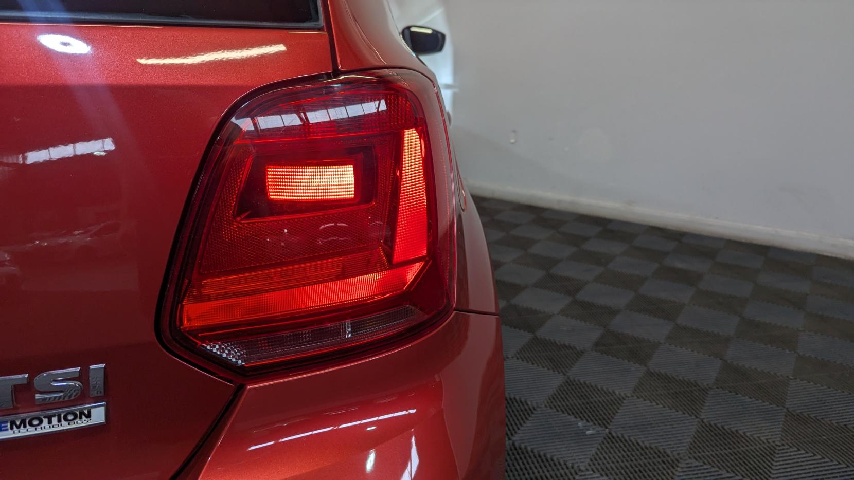 Volkswagen Polo 1.2 TSI BlueMotion Tech SEL Hatchback 5dr Petrol Manual Euro 6 (s/s) (110 ps)