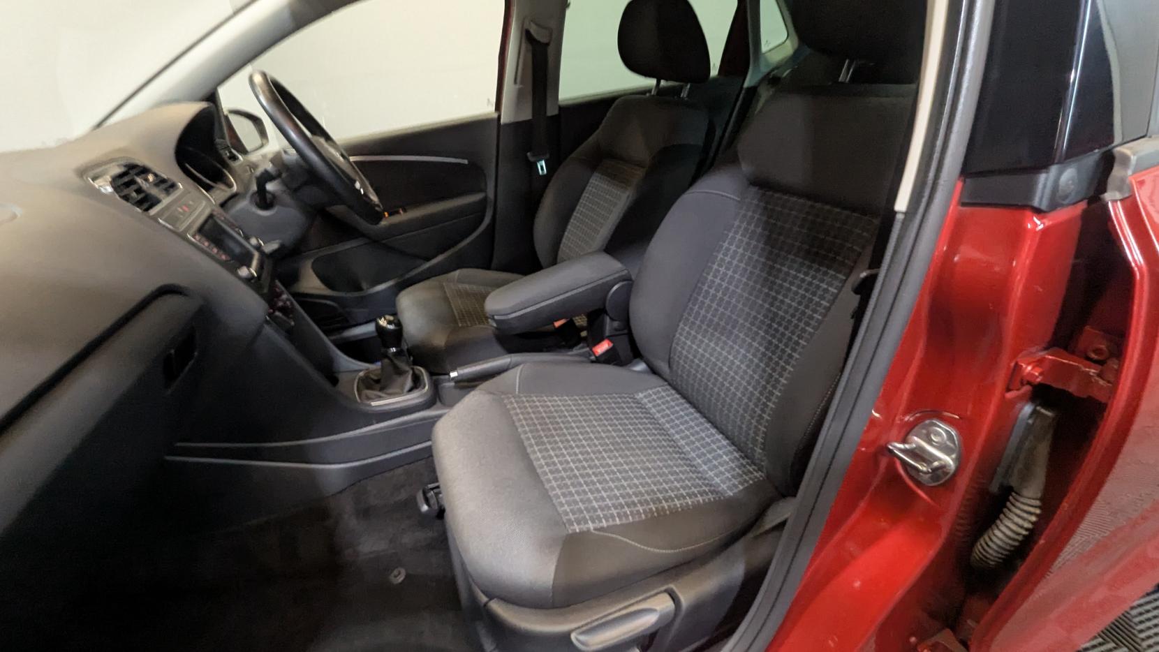 Volkswagen Polo 1.2 TSI BlueMotion Tech SEL Hatchback 5dr Petrol Manual Euro 6 (s/s) (110 ps)