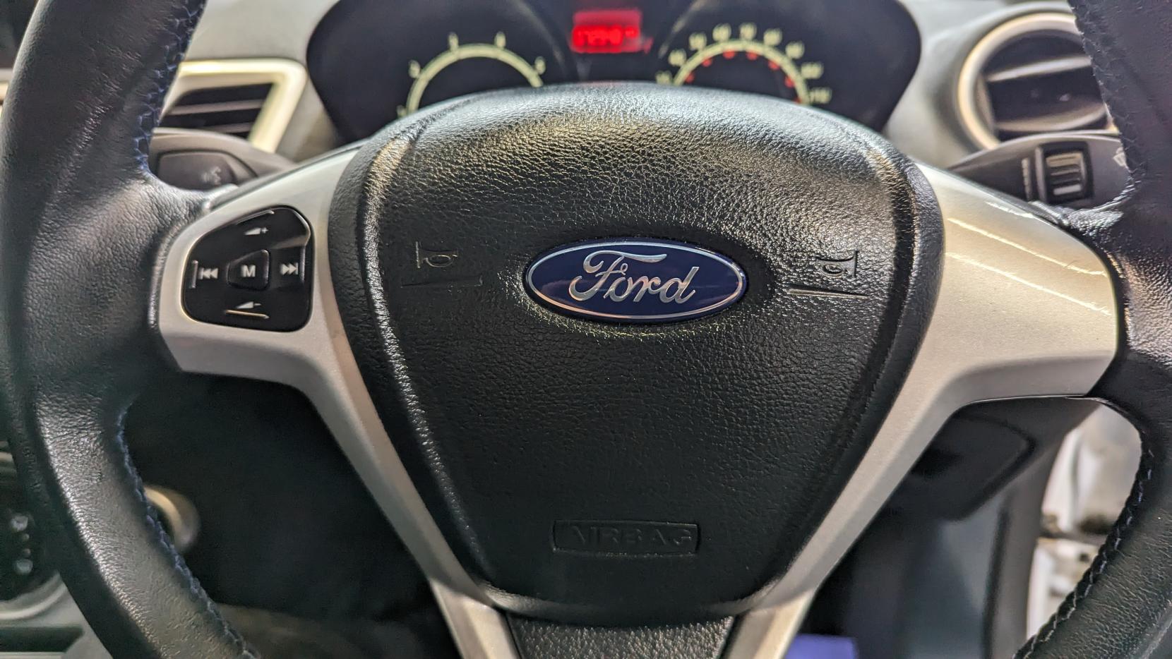 Ford Fiesta 1.6 S1600 Hatchback 3dr Petrol Manual (134 g/km, 118 bhp)