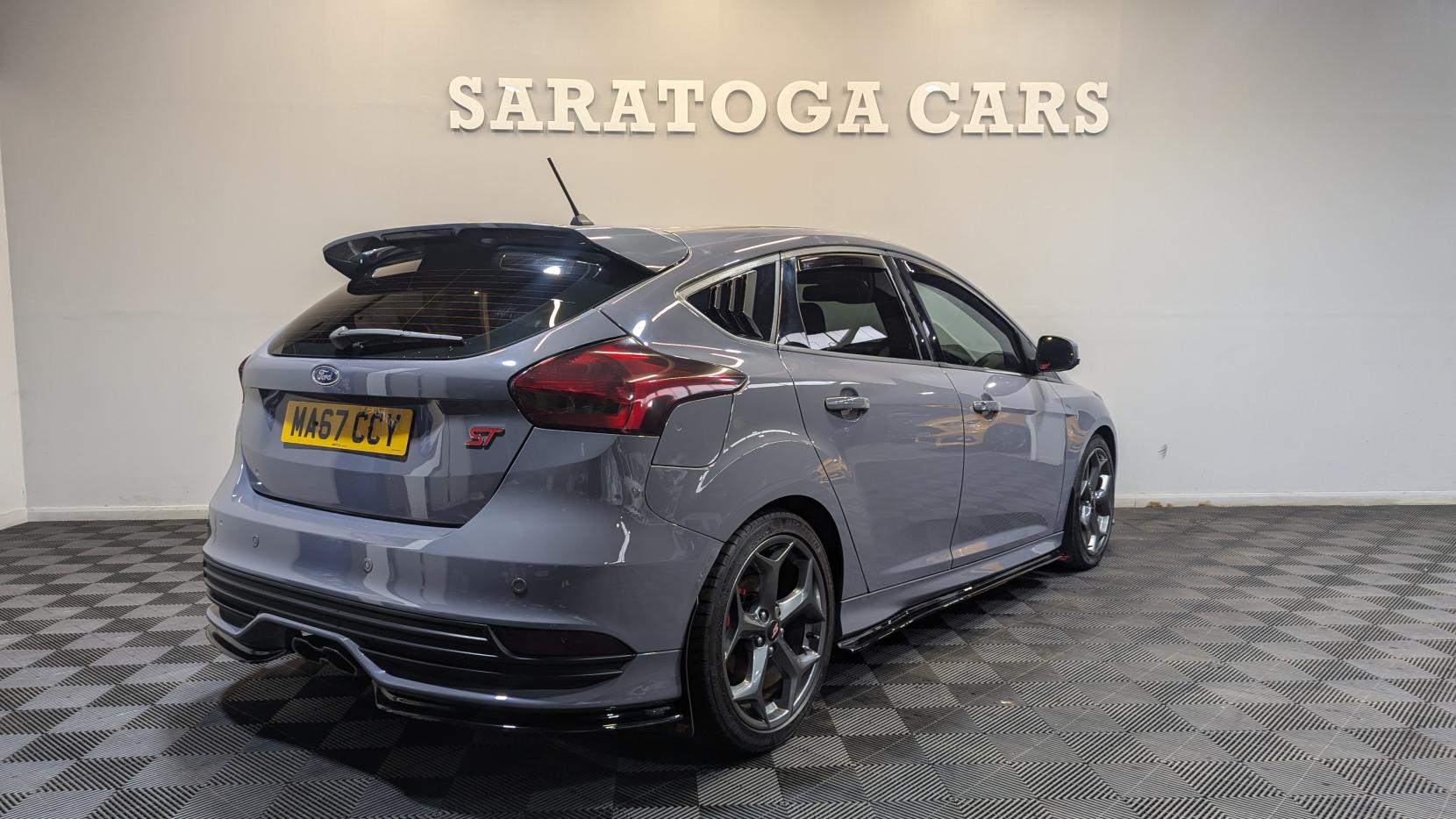 Ford Focus 2.0 TDCi ST-3 Hatchback 5dr Diesel Manual Euro 6 (s/s) (185 ps)