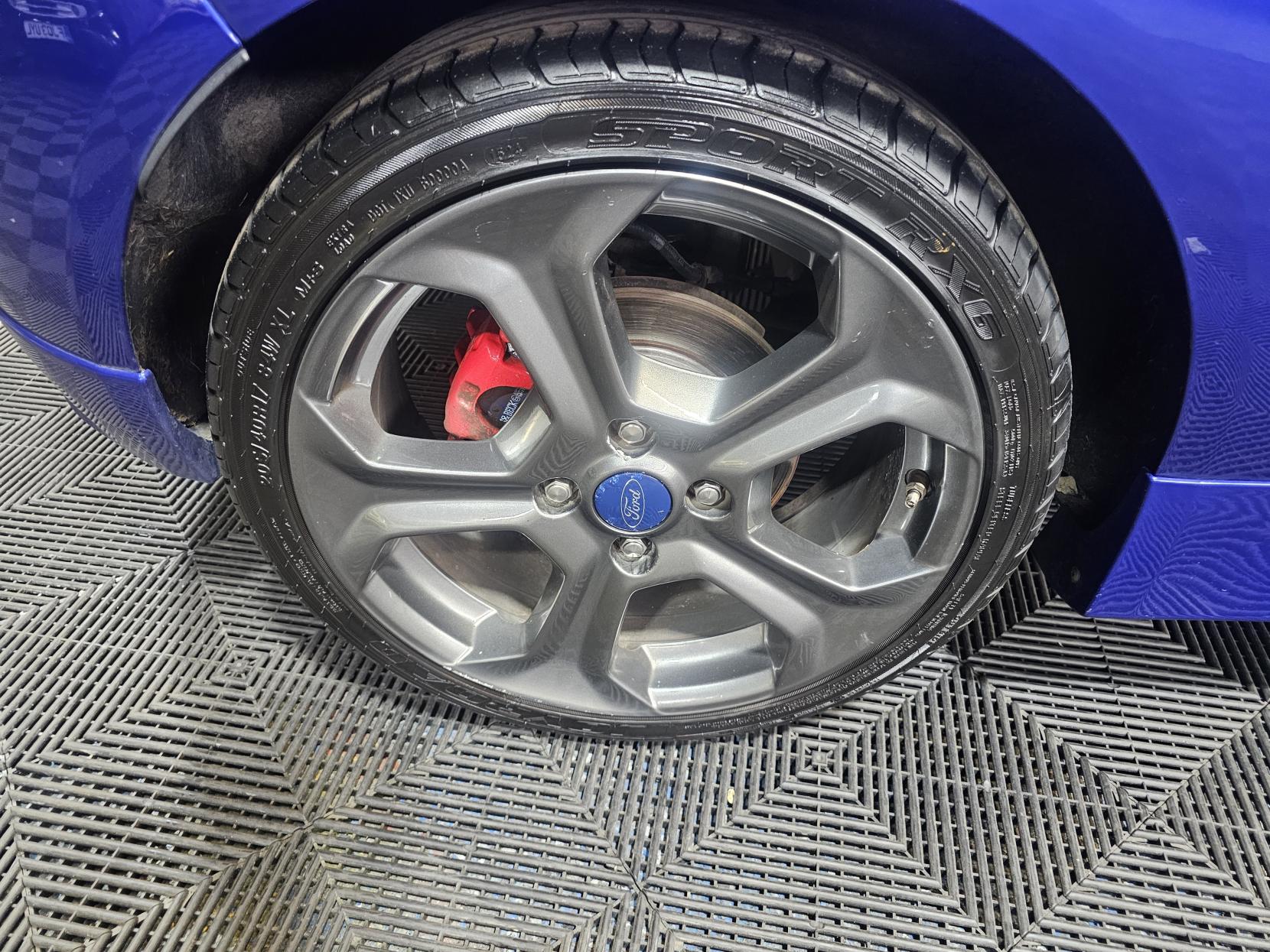 Ford Fiesta 1.6T EcoBoost ST-3 Hatchback 3dr Petrol Manual Euro 6 (182 ps)