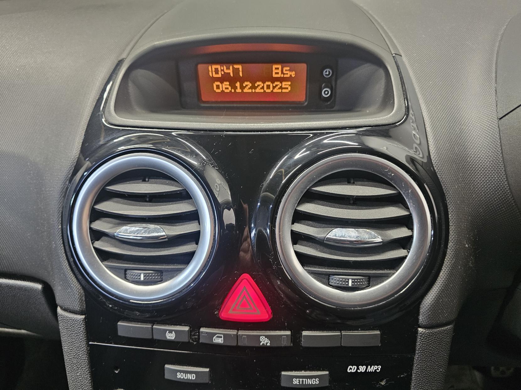 Vauxhall Corsa 1.2 16V Limited Edition Hatchback 3dr Petrol Manual Euro 5 (85 ps)