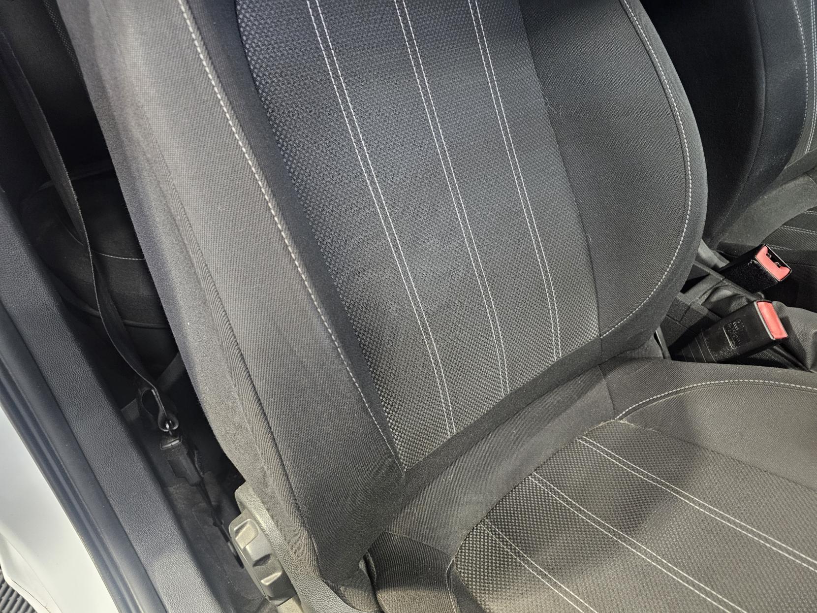 Vauxhall Corsa 1.2 16V Limited Edition Hatchback 3dr Petrol Manual Euro 5 (85 ps)