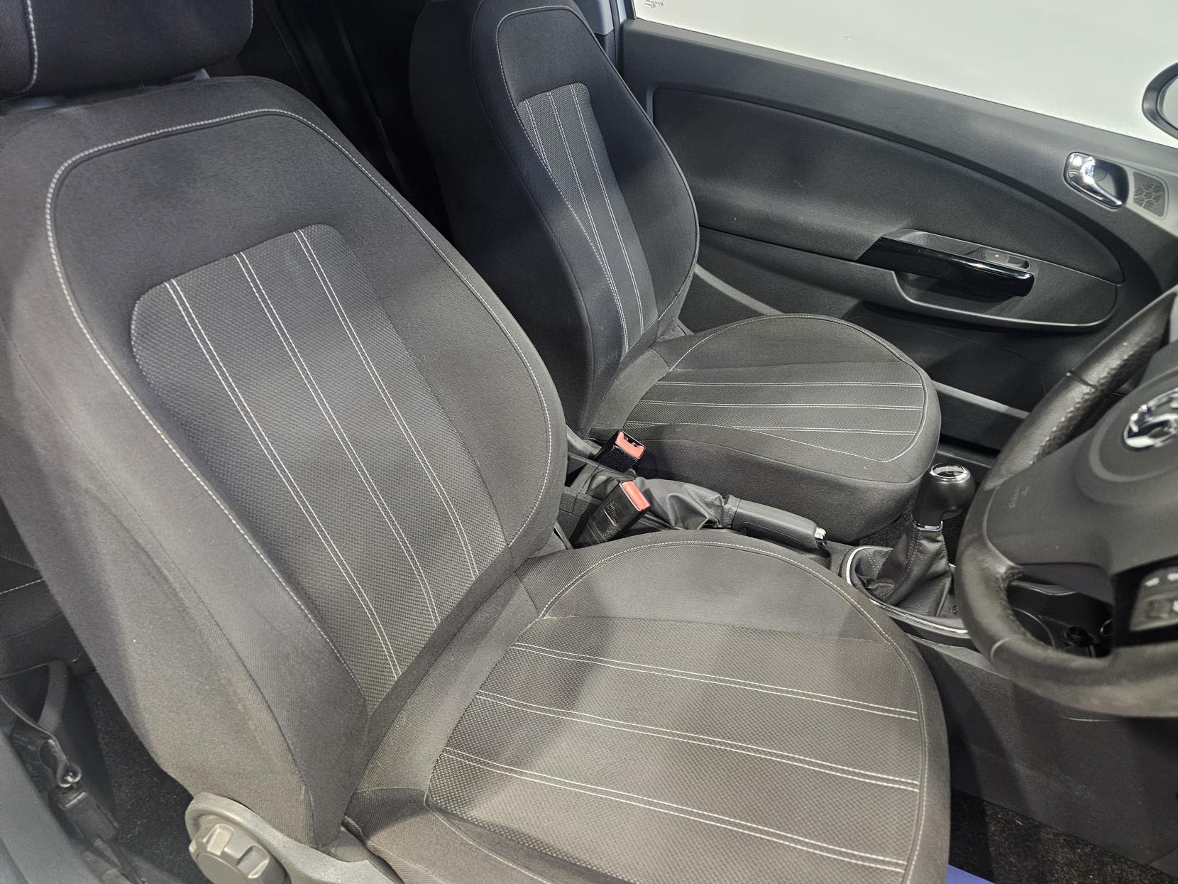 Vauxhall Corsa 1.2 16V Limited Edition Hatchback 3dr Petrol Manual Euro 5 (85 ps)