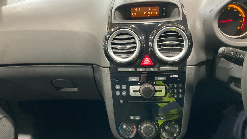Vauxhall Corsa 1.2 16V Limited Edition Hatchback 5dr Petrol Manual Euro 5 (85 ps)