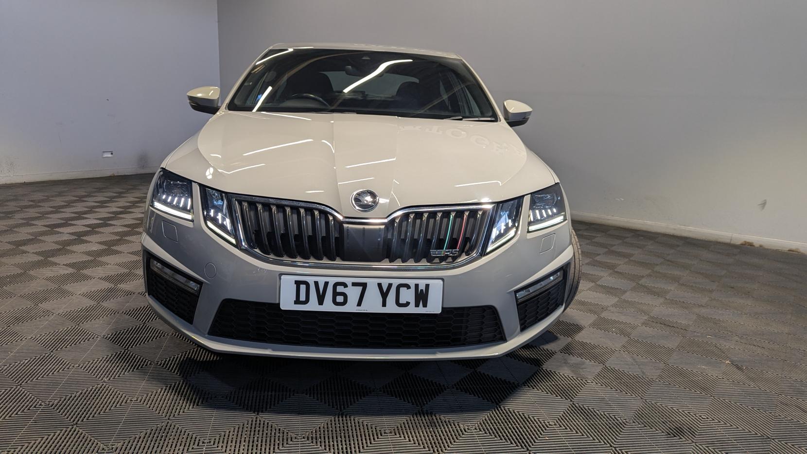 Skoda Octavia 2.0 TDI vRS Hatchback 5dr Diesel Manual Euro 6 (s/s) (184 ps)