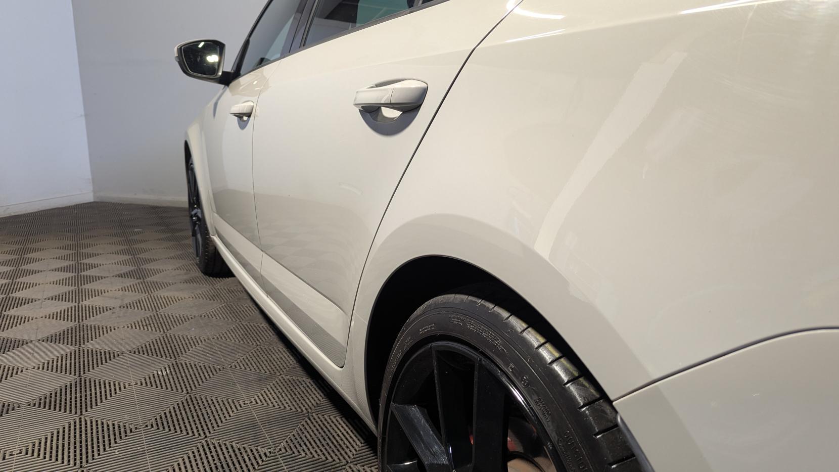 Skoda Octavia 2.0 TDI vRS Hatchback 5dr Diesel Manual Euro 6 (s/s) (184 ps)