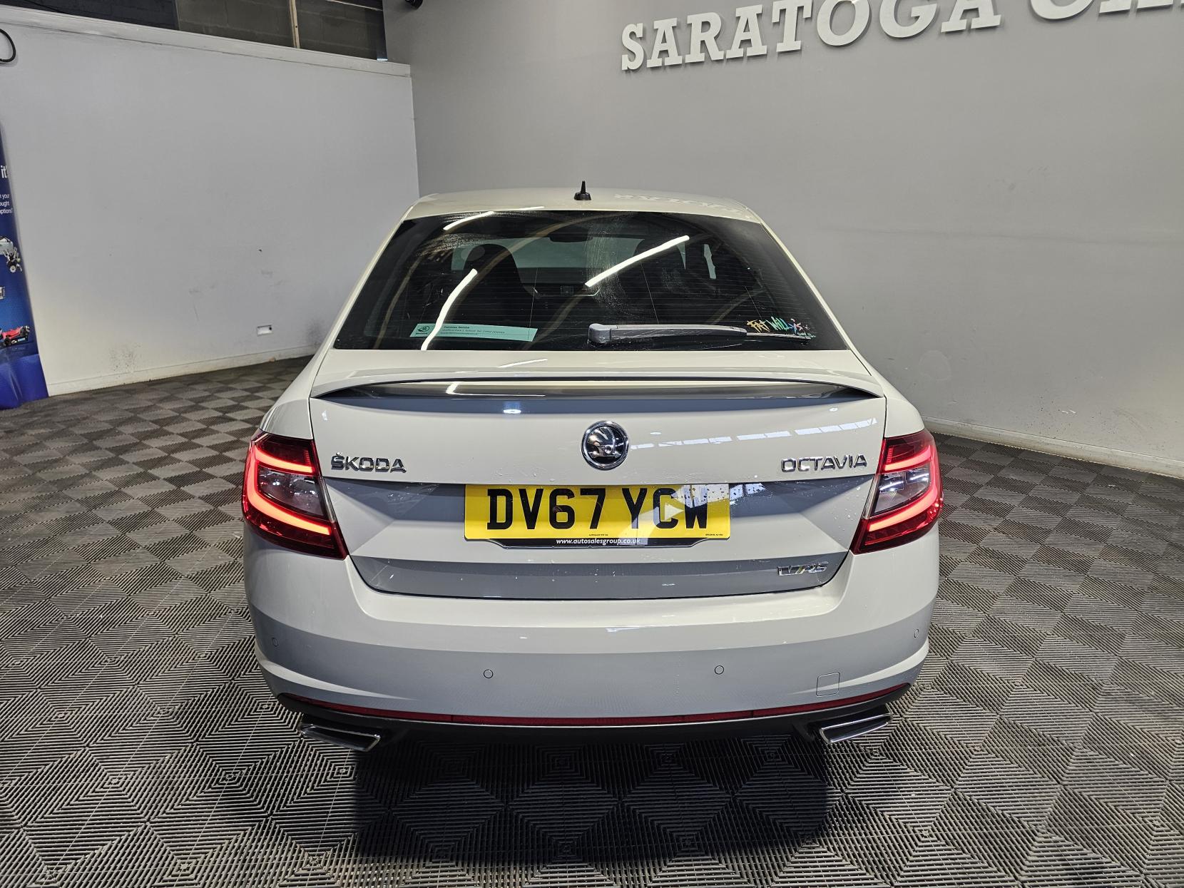 Skoda Octavia 2.0 TDI vRS Hatchback 5dr Diesel Manual Euro 6 (s/s) (184 ps)