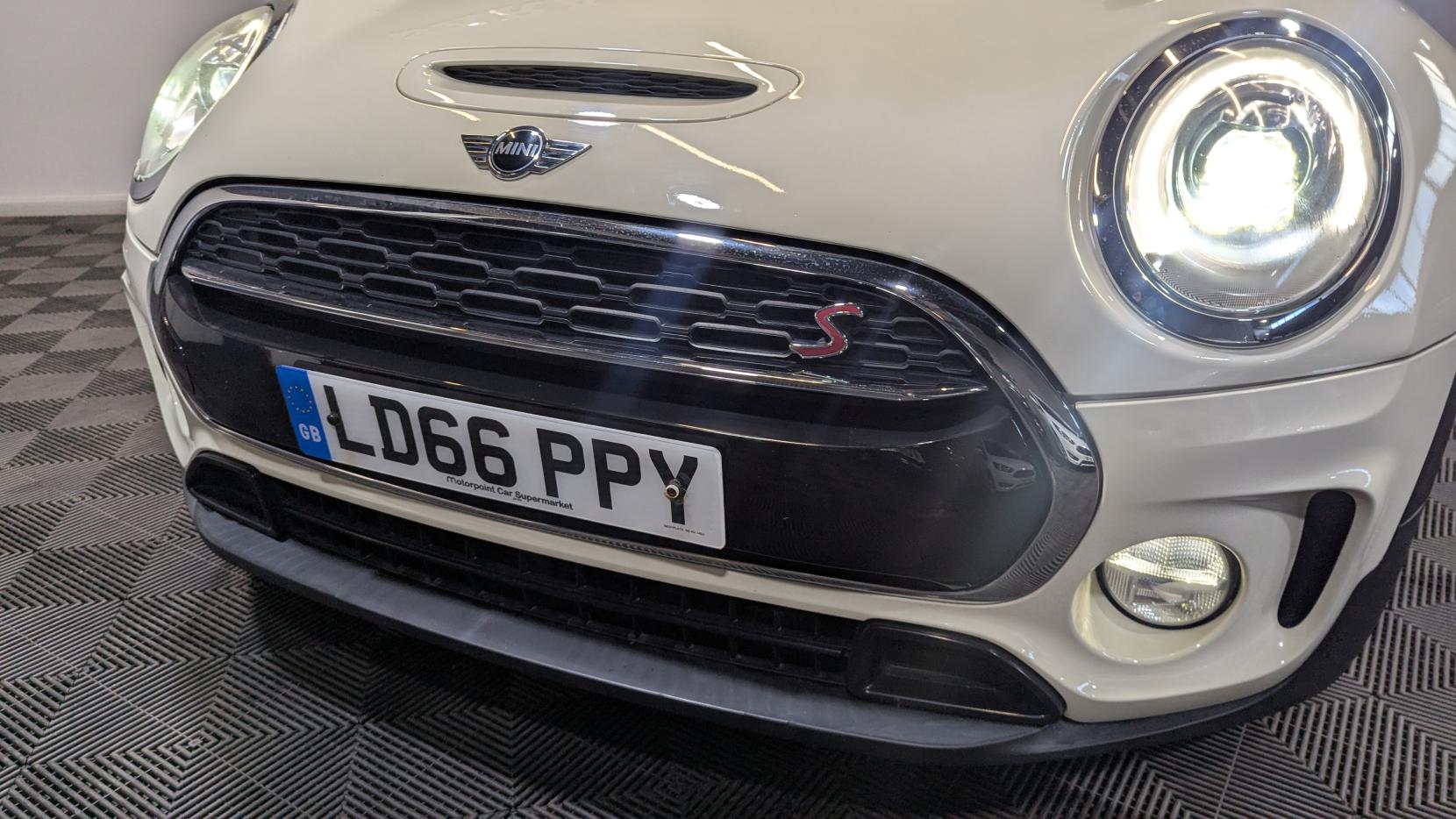 MINI Clubman 2.0 Cooper SD Estate 6dr Diesel Manual Euro 6 (s/s) (190 ps)