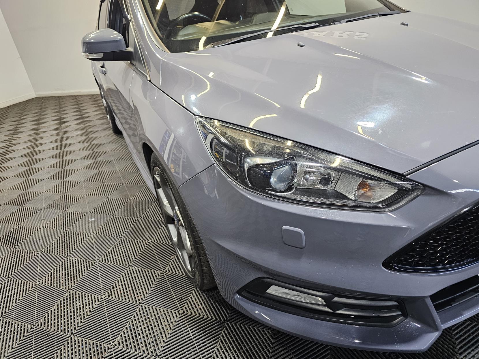 Ford Focus 2.0T EcoBoost ST-3 Hatchback 5dr Petrol Manual Euro 6 (s/s) (250 ps)