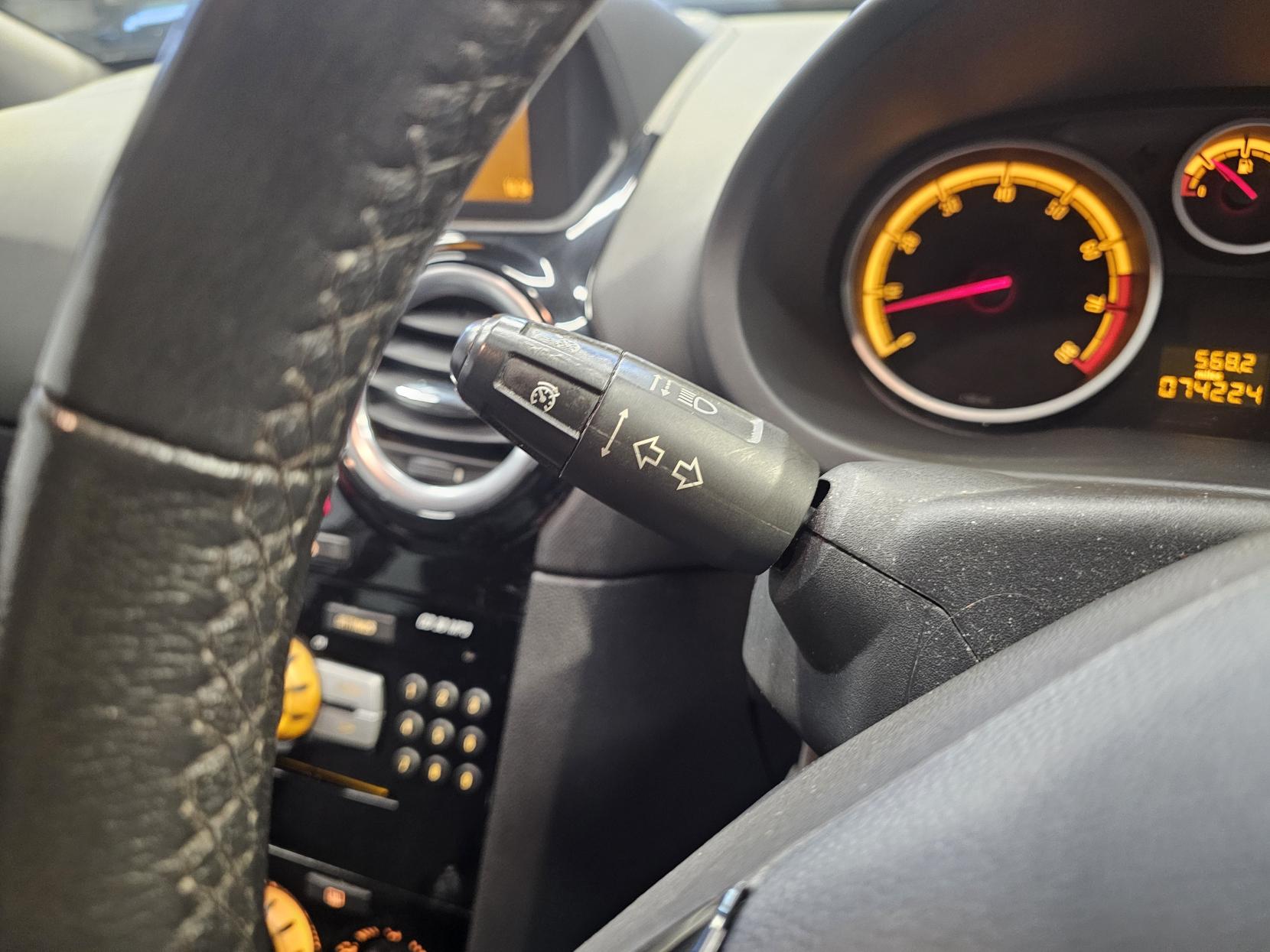 Vauxhall Corsa 1.2 16V Limited Edition Hatchback 3dr Petrol Manual Euro 5 (85 ps)