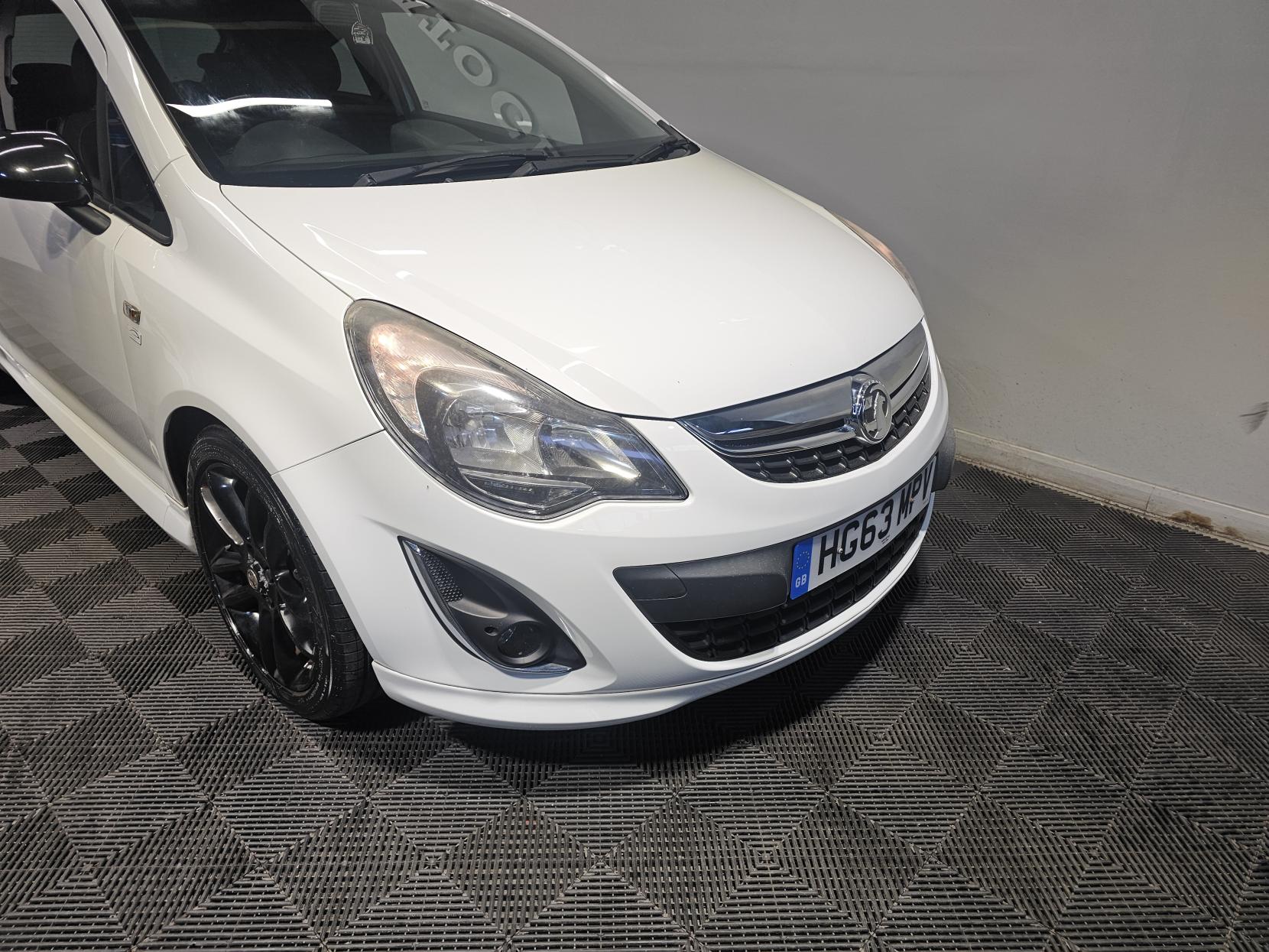 Vauxhall Corsa 1.2 16V Limited Edition Hatchback 3dr Petrol Manual Euro 5 (85 ps)