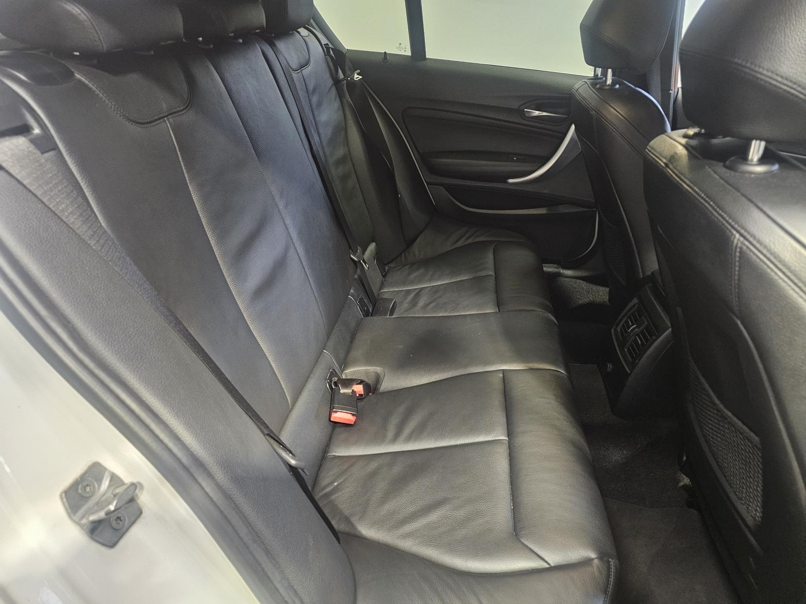 BMW 1 Series 2.0 120d M Sport Shadow Edition Hatchback 5dr Diesel Auto xDrive Euro 6 (s/s) (190 ps)