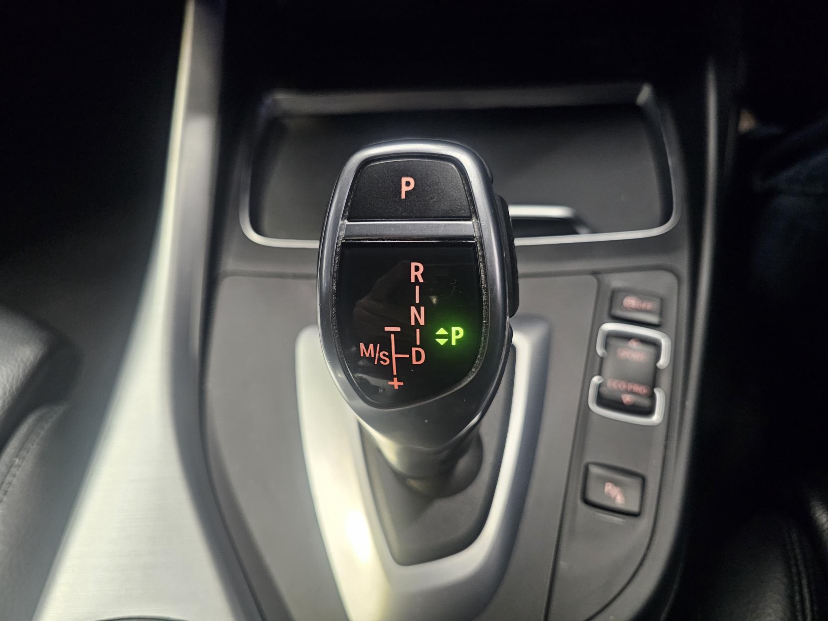 BMW 1 Series 2.0 120d M Sport Shadow Edition Hatchback 5dr Diesel Auto xDrive Euro 6 (s/s) (190 ps)