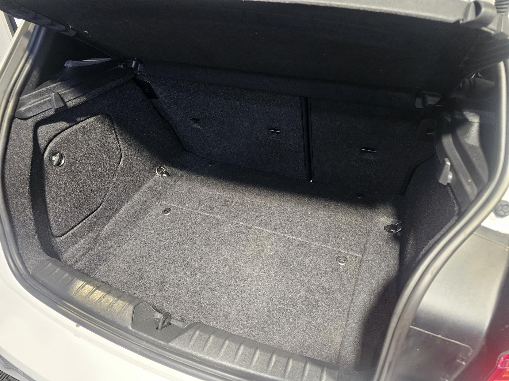 BMW 1 Series 2.0 120d M Sport Shadow Edition Hatchback 5dr Diesel Auto xDrive Euro 6 (s/s) (190 ps)