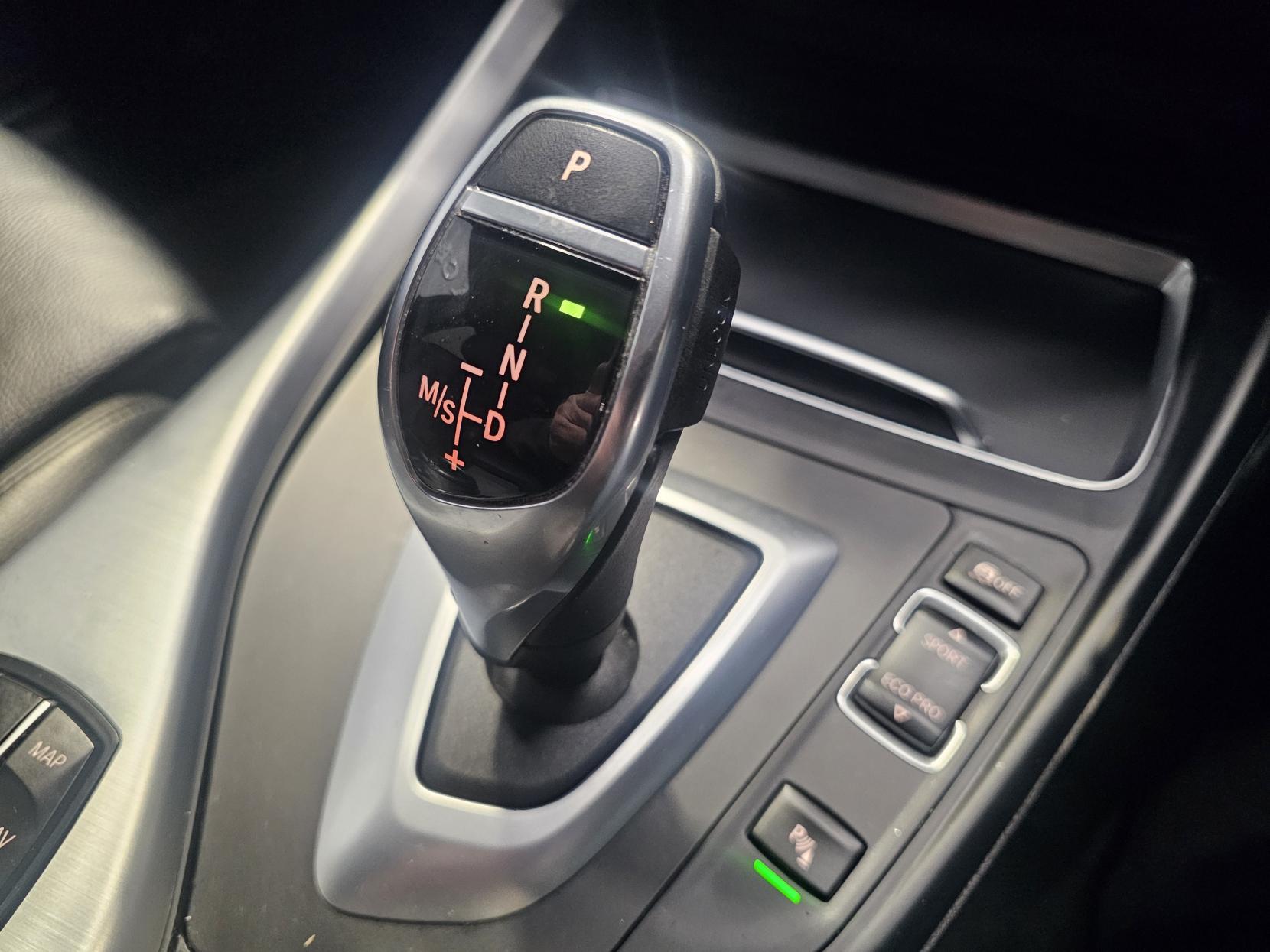 BMW 1 Series 2.0 120d M Sport Shadow Edition Hatchback 5dr Diesel Auto xDrive Euro 6 (s/s) (190 ps)