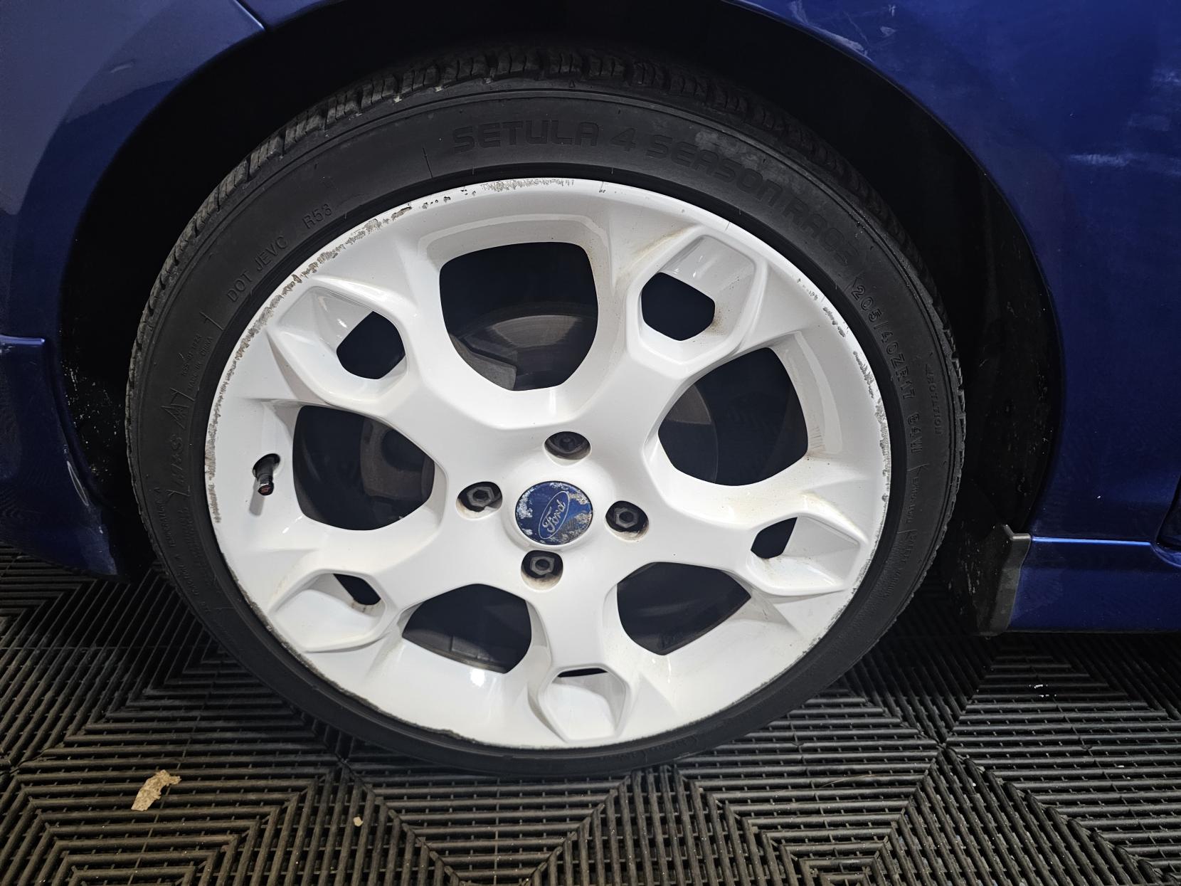 Ford Fiesta 1.6 S1600 Hatchback 3dr Petrol Manual (134 g/km, 118 bhp)