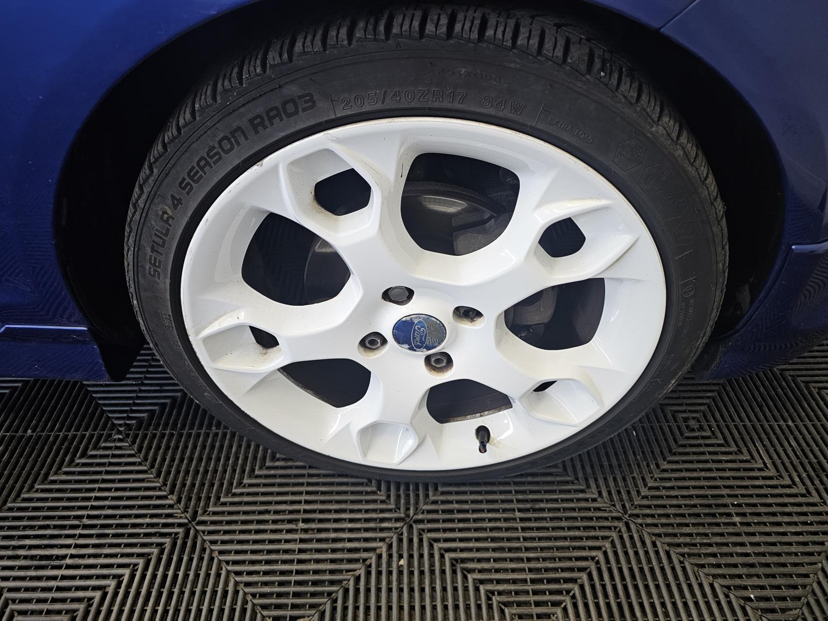 Ford Fiesta 1.6 S1600 Hatchback 3dr Petrol Manual (134 g/km, 118 bhp)