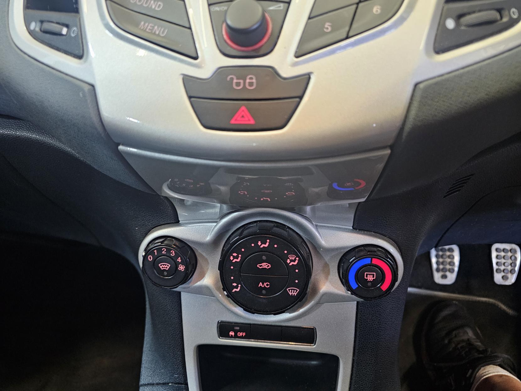 Ford Fiesta 1.6 S1600 Hatchback 3dr Petrol Manual (134 g/km, 118 bhp)