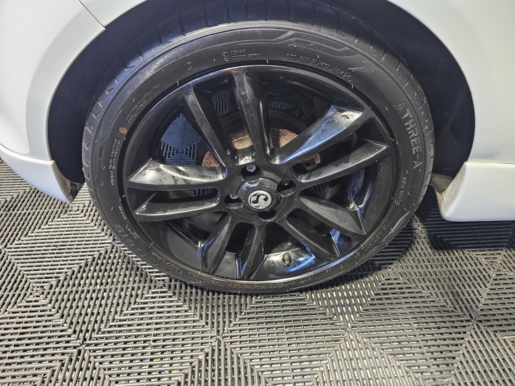 Vauxhall Corsa 1.2 16V Limited Edition Hatchback 3dr Petrol Manual Euro 5 (85 ps)