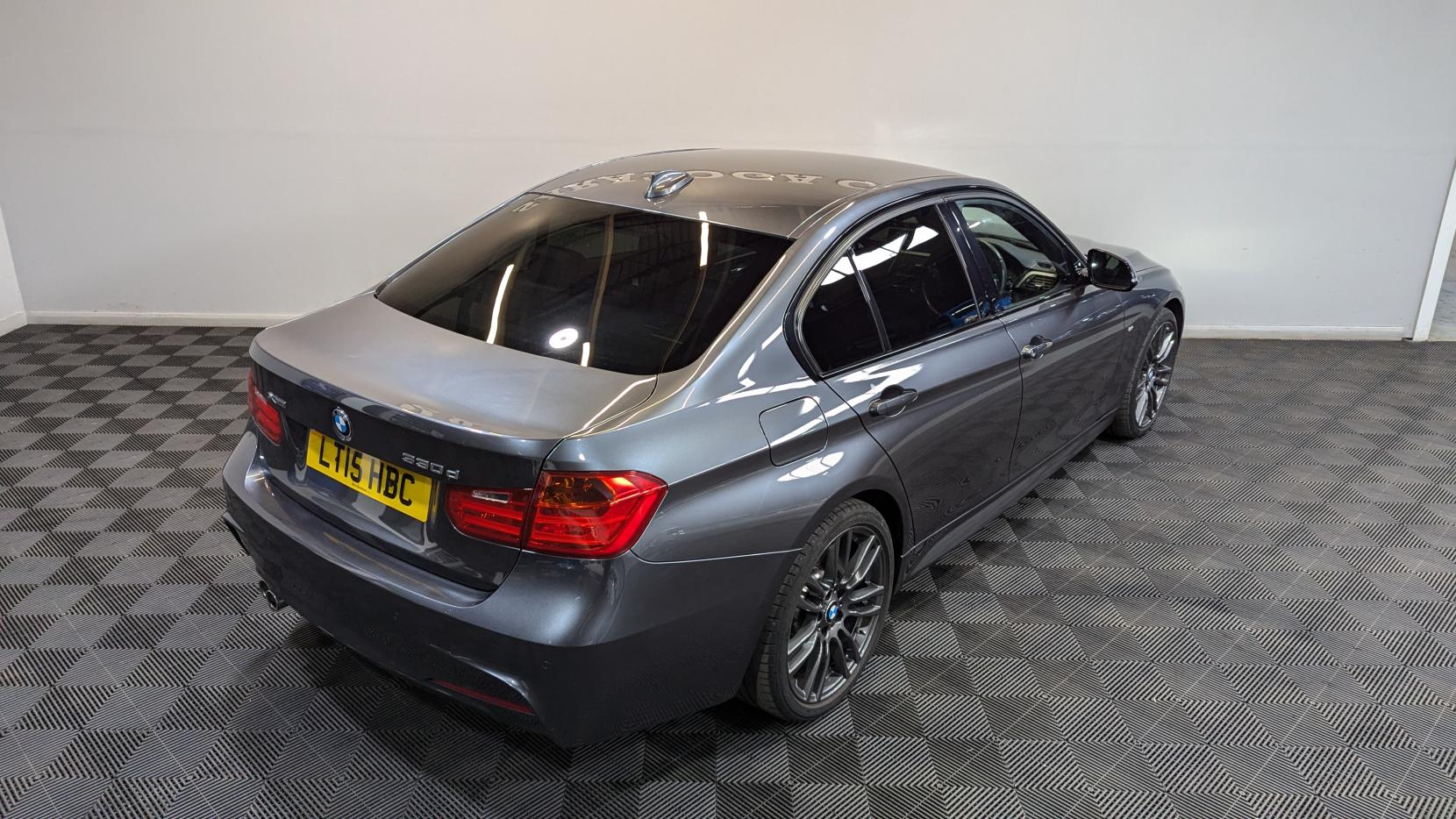 BMW 3 Series 3.0 330d M Sport Saloon 4dr Diesel Auto xDrive Euro 5 (s/s) (258 ps)