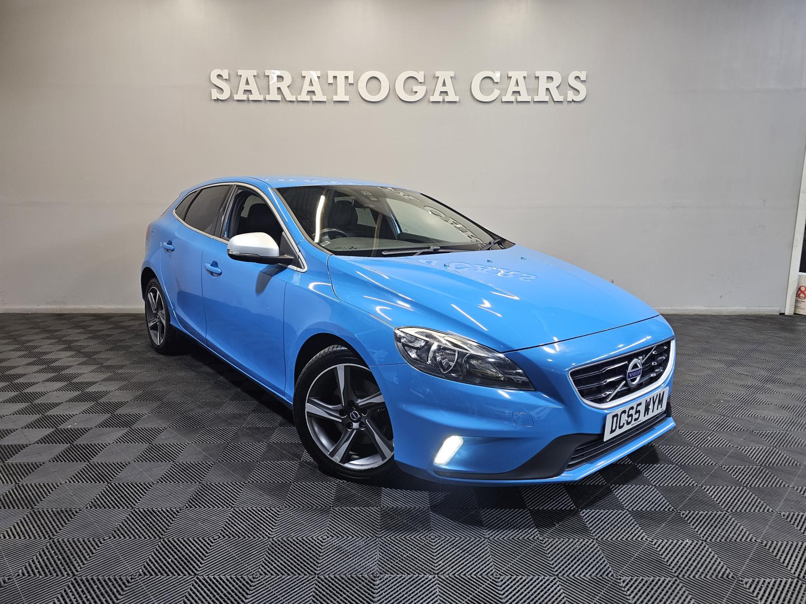 Volvo V40 2.0 T2 R-Design Hatchback 5dr Petrol Manual Euro 6 (s/s) (122 ps)