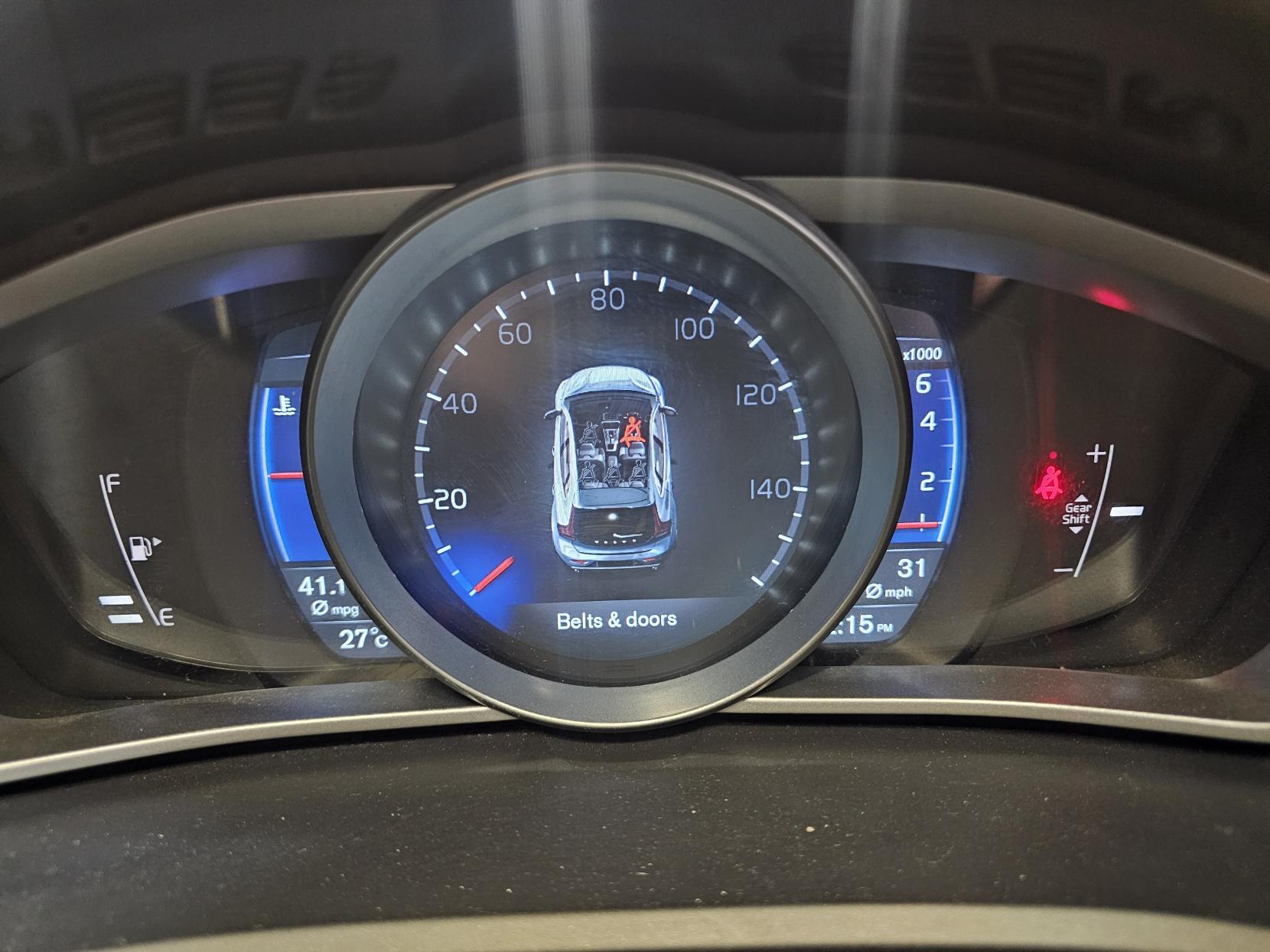 Volvo V40 2.0 T2 R-Design Hatchback 5dr Petrol Manual Euro 6 (s/s) (122 ps)