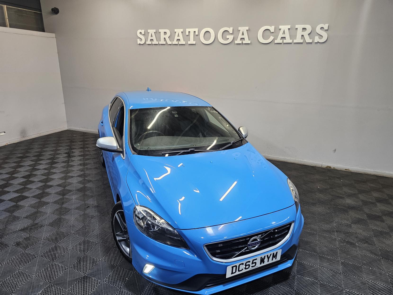 Volvo V40 2.0 T2 R-Design Hatchback 5dr Petrol Manual Euro 6 (s/s) (122 ps)