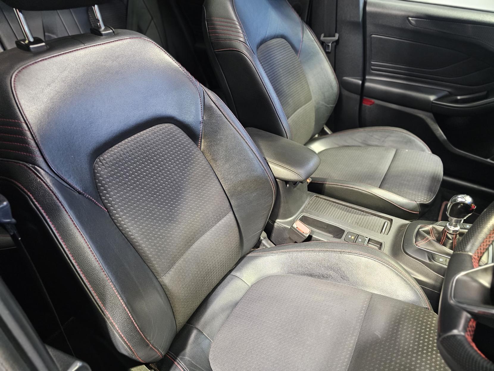 Ford Focus 1.5T EcoBoost ST-Line X Estate 5dr Petrol Manual Euro 6 (s/s) (182 ps)