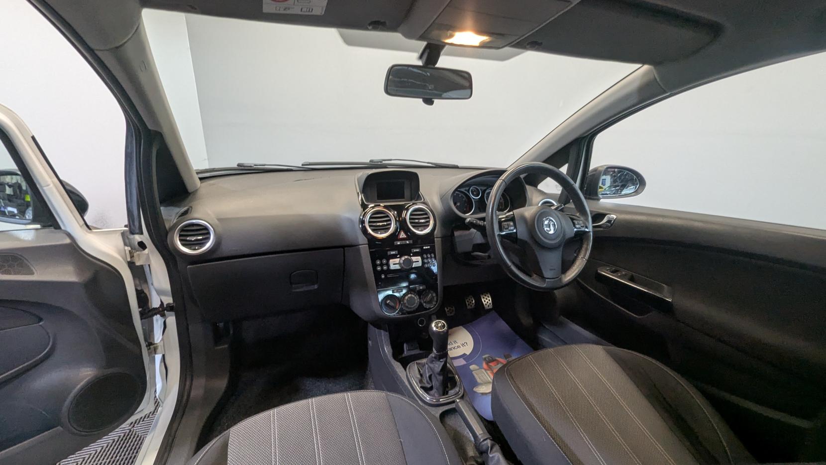 Vauxhall Corsa 1.2 16V Limited Edition Hatchback 3dr Petrol Manual Euro 5 (85 ps)