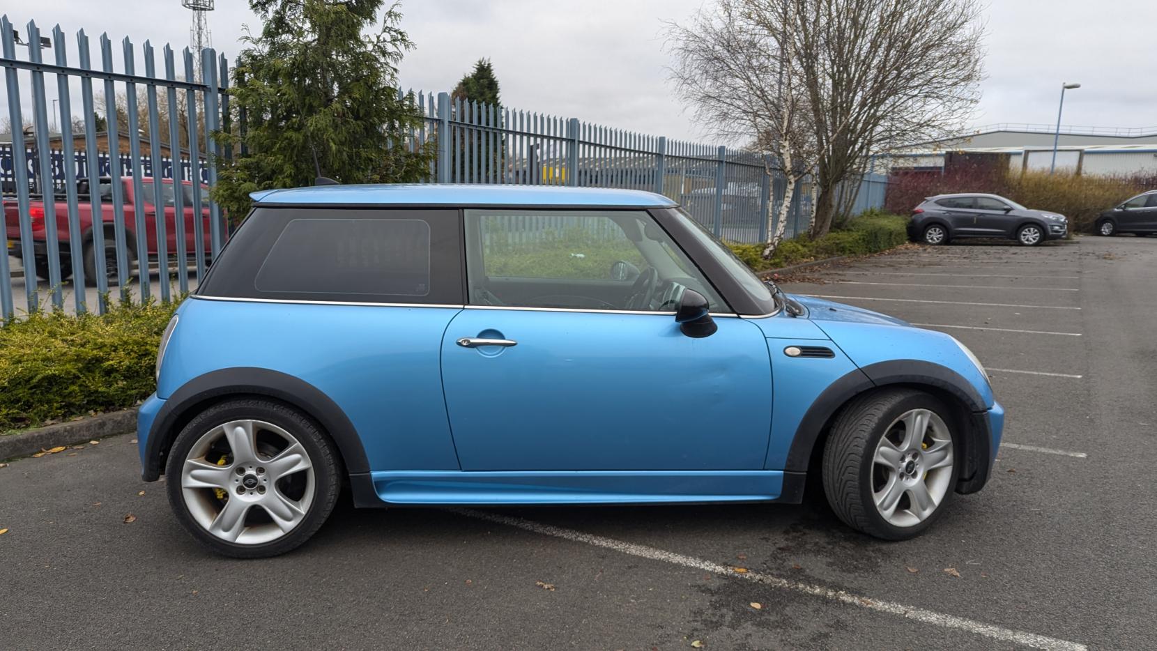 MINI Hatch 1.6 One Hatchback 3dr Petrol Manual Euro 4 (90 bhp)