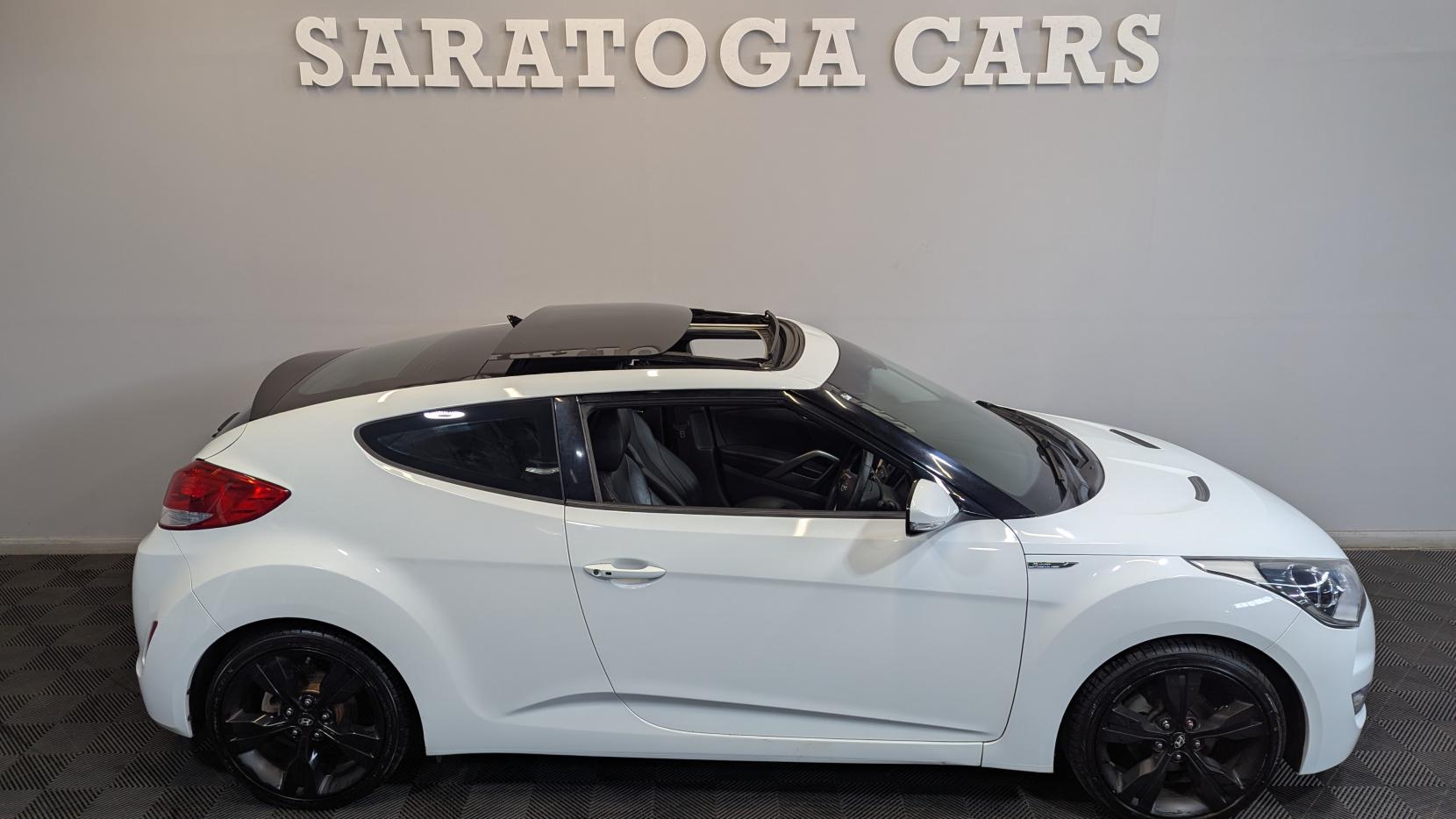 Hyundai Veloster 1.6 GDi Sport Hatchback 4dr Petrol Manual Euro 5 (140 ps)