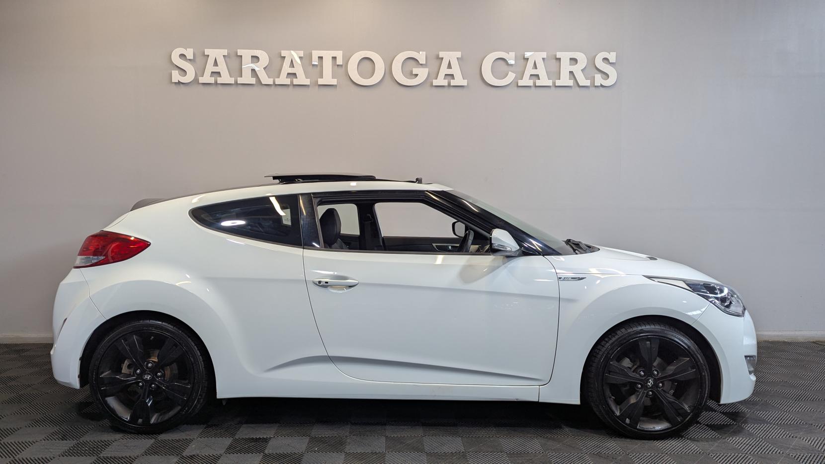 Hyundai Veloster 1.6 GDi Sport Hatchback 4dr Petrol Manual Euro 5 (140 ps)
