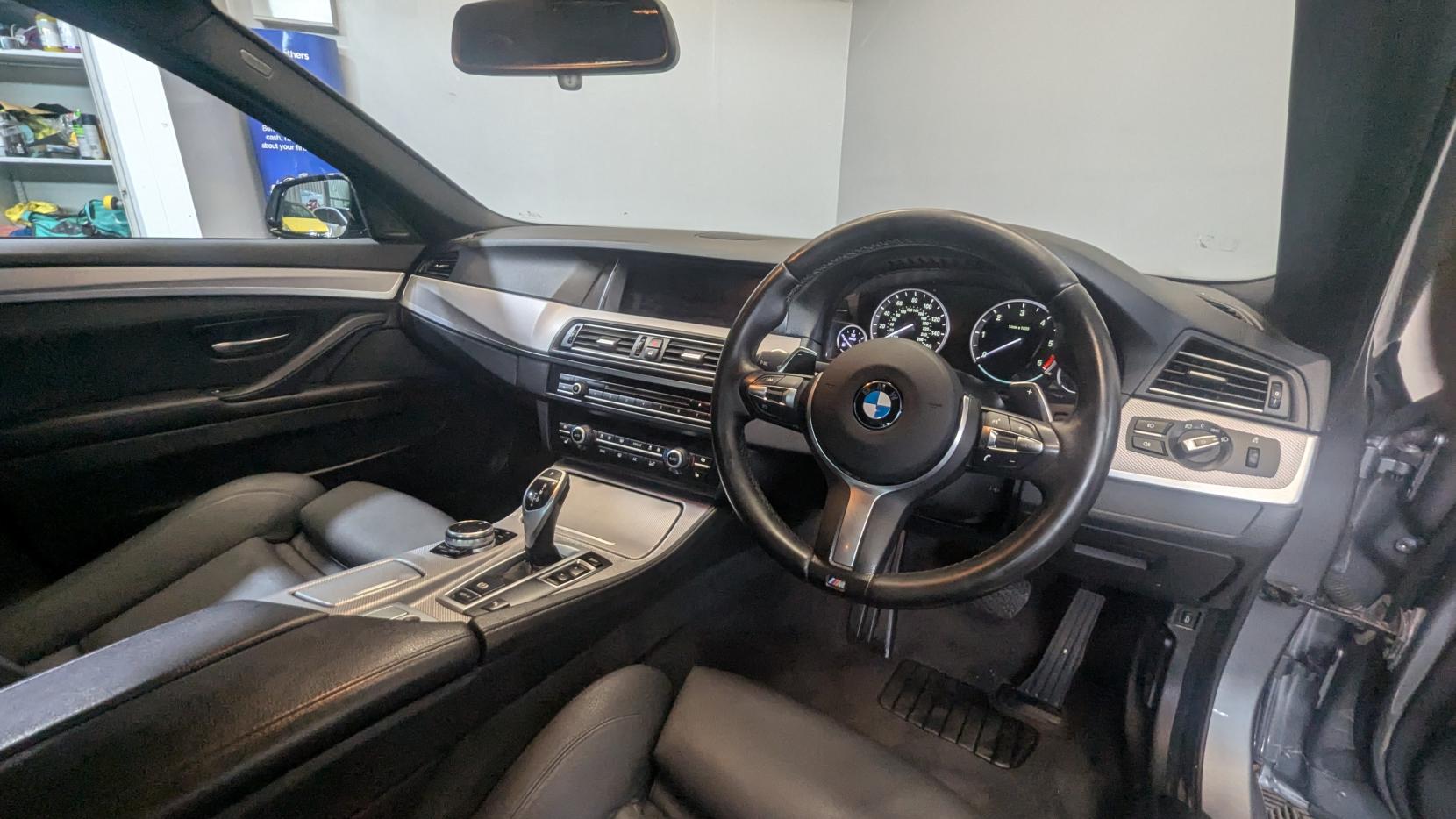 BMW 5 Series 3.0 535d M Sport Saloon 4dr Diesel Auto Euro 6 (s/s) (313 ps)