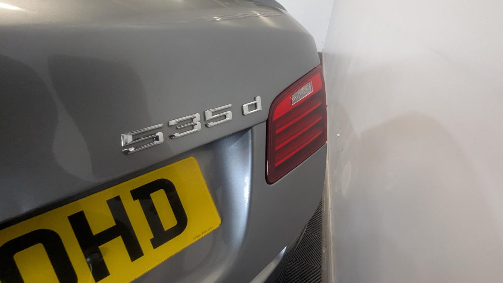 BMW 5 Series 3.0 535d M Sport Saloon 4dr Diesel Auto Euro 6 (s/s) (313 ps)