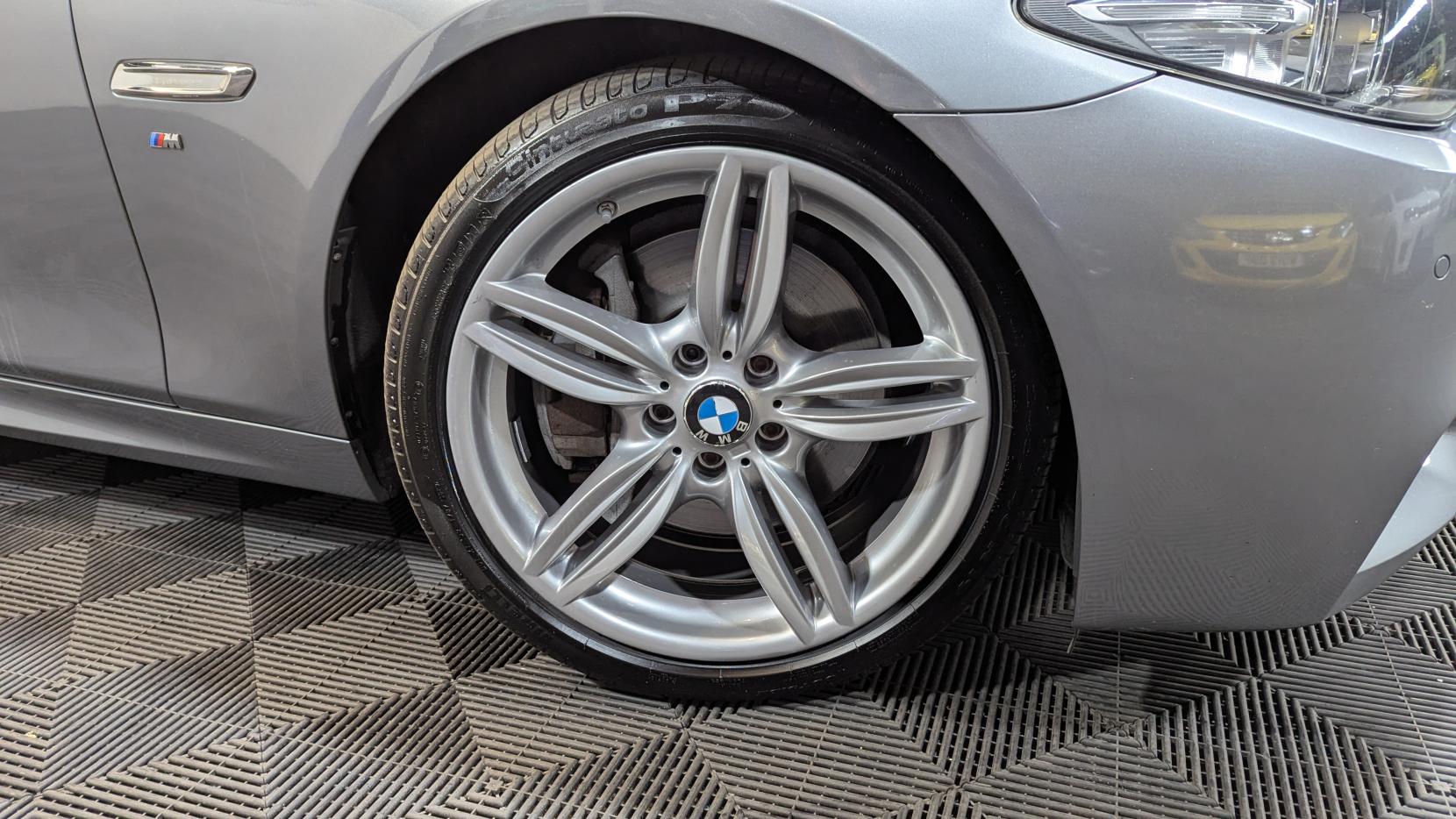 BMW 5 Series 3.0 535d M Sport Saloon 4dr Diesel Auto Euro 6 (s/s) (313 ps)