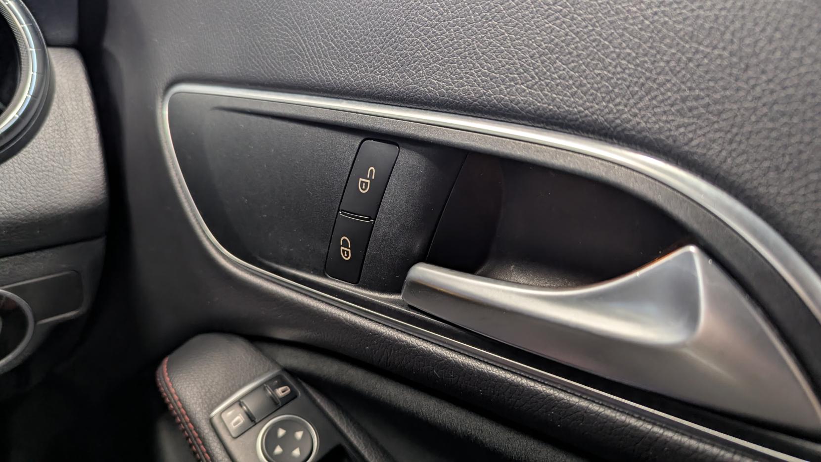 Mercedes-Benz CLA 2.1 CLA220d AMG Sport Shooting Brake 5dr Diesel 7G-DCT 4MATIC Euro 6 (s/s) (177 ps)