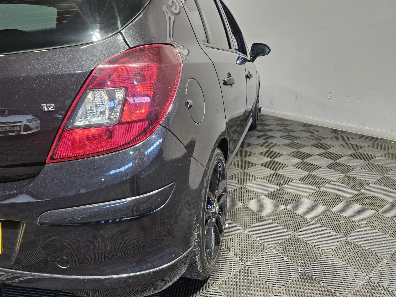 Vauxhall Corsa 1.2 16V Limited Edition Hatchback 5dr Petrol Manual Euro 5 (85 ps)