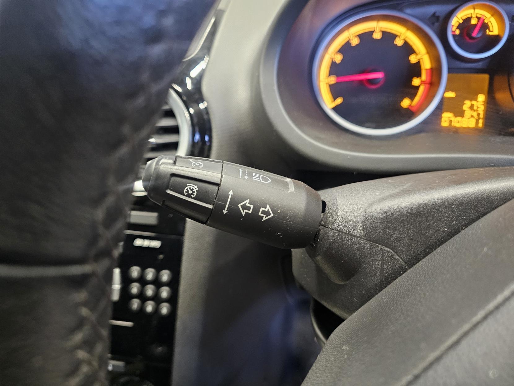 Vauxhall Corsa 1.2 16V Limited Edition Hatchback 5dr Petrol Manual Euro 5 (85 ps)