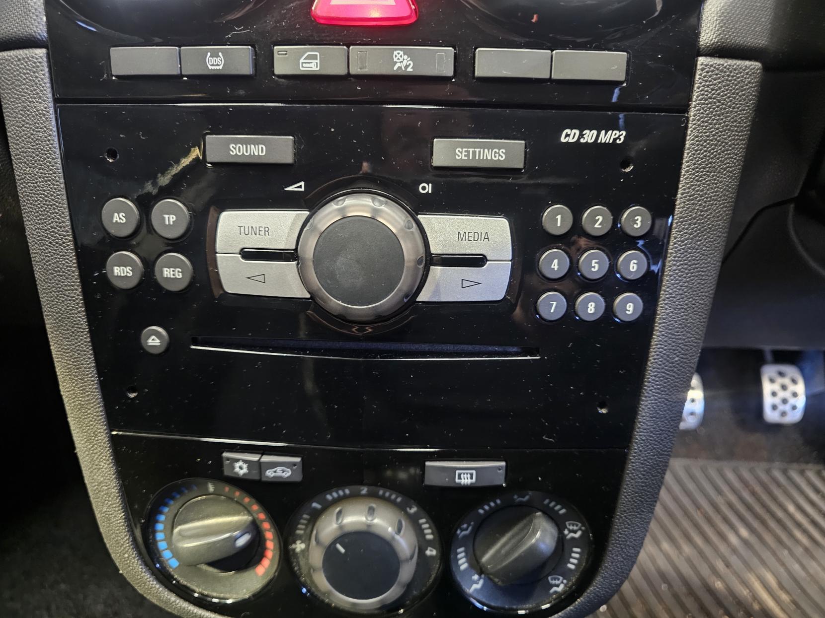 Vauxhall Corsa 1.2 16V Limited Edition Hatchback 5dr Petrol Manual Euro 5 (85 ps)