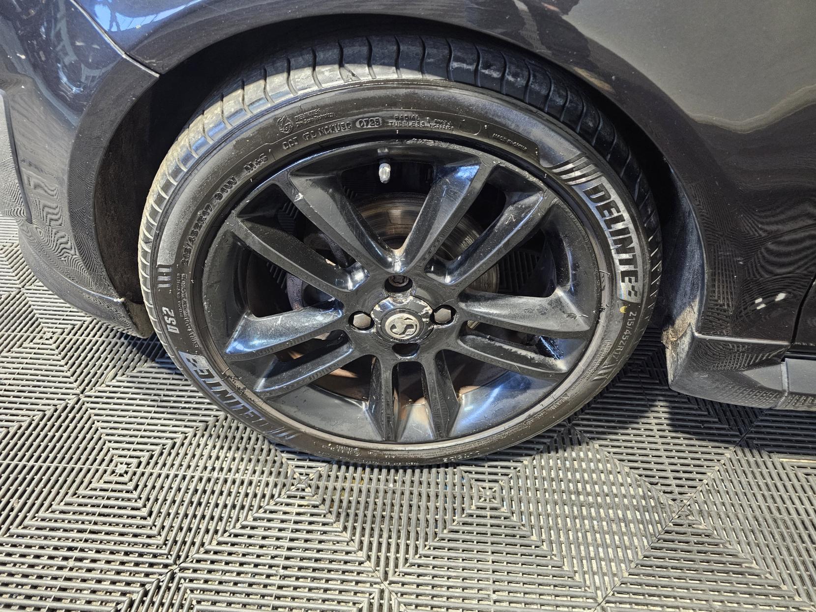 Vauxhall Corsa 1.2 16V Limited Edition Hatchback 5dr Petrol Manual Euro 5 (85 ps)