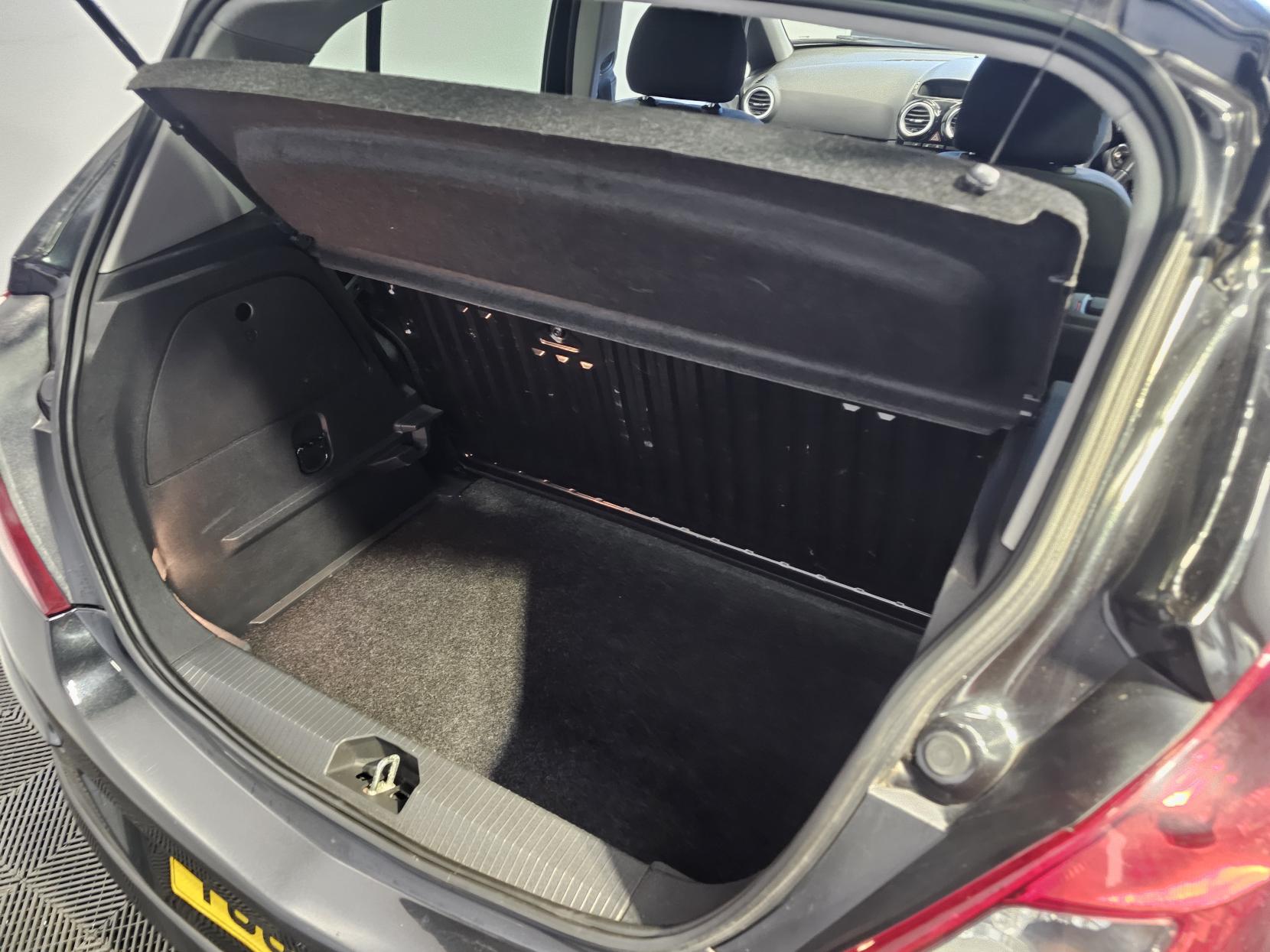 Vauxhall Corsa 1.2 16V Limited Edition Hatchback 5dr Petrol Manual Euro 5 (85 ps)