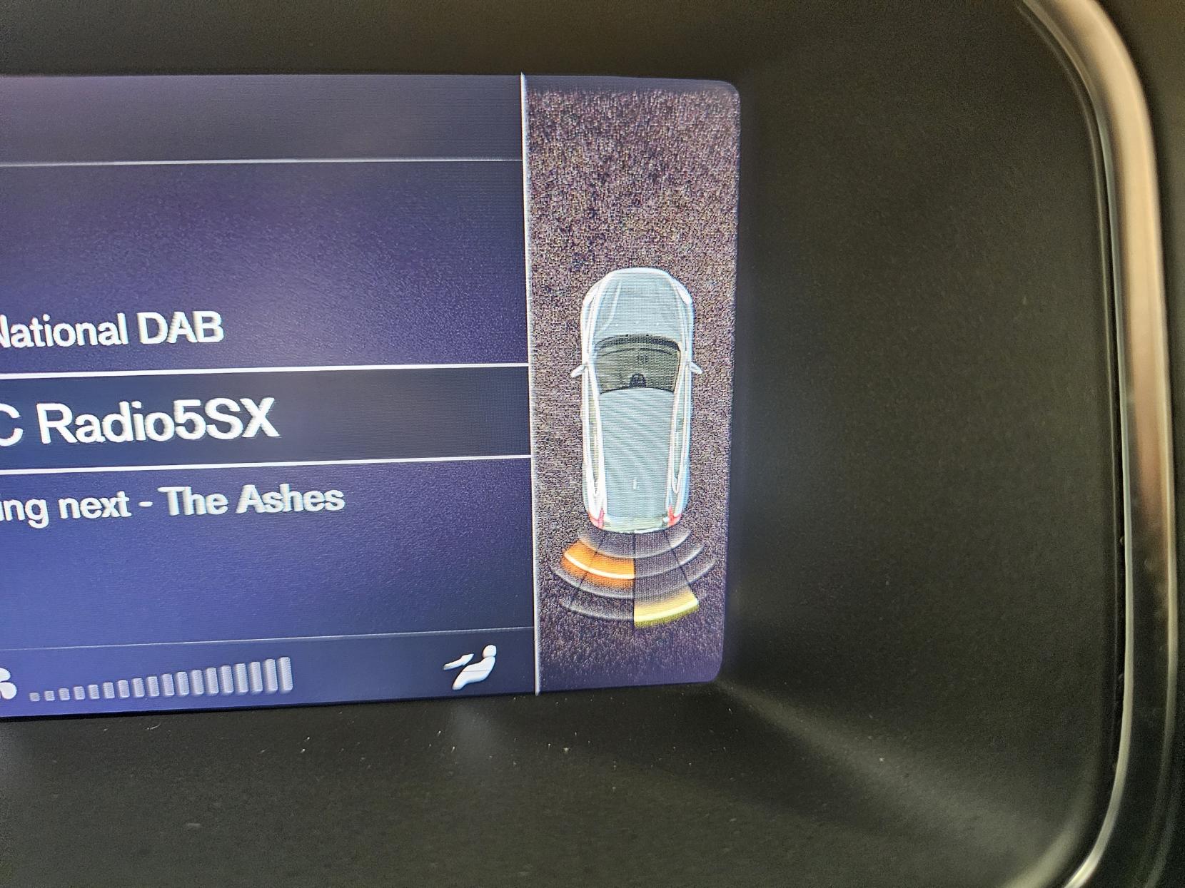 Volvo V40 2.0 D2 R-Design Nav Plus Hatchback 5dr Diesel Manual Euro 6 (s/s) (120 ps)