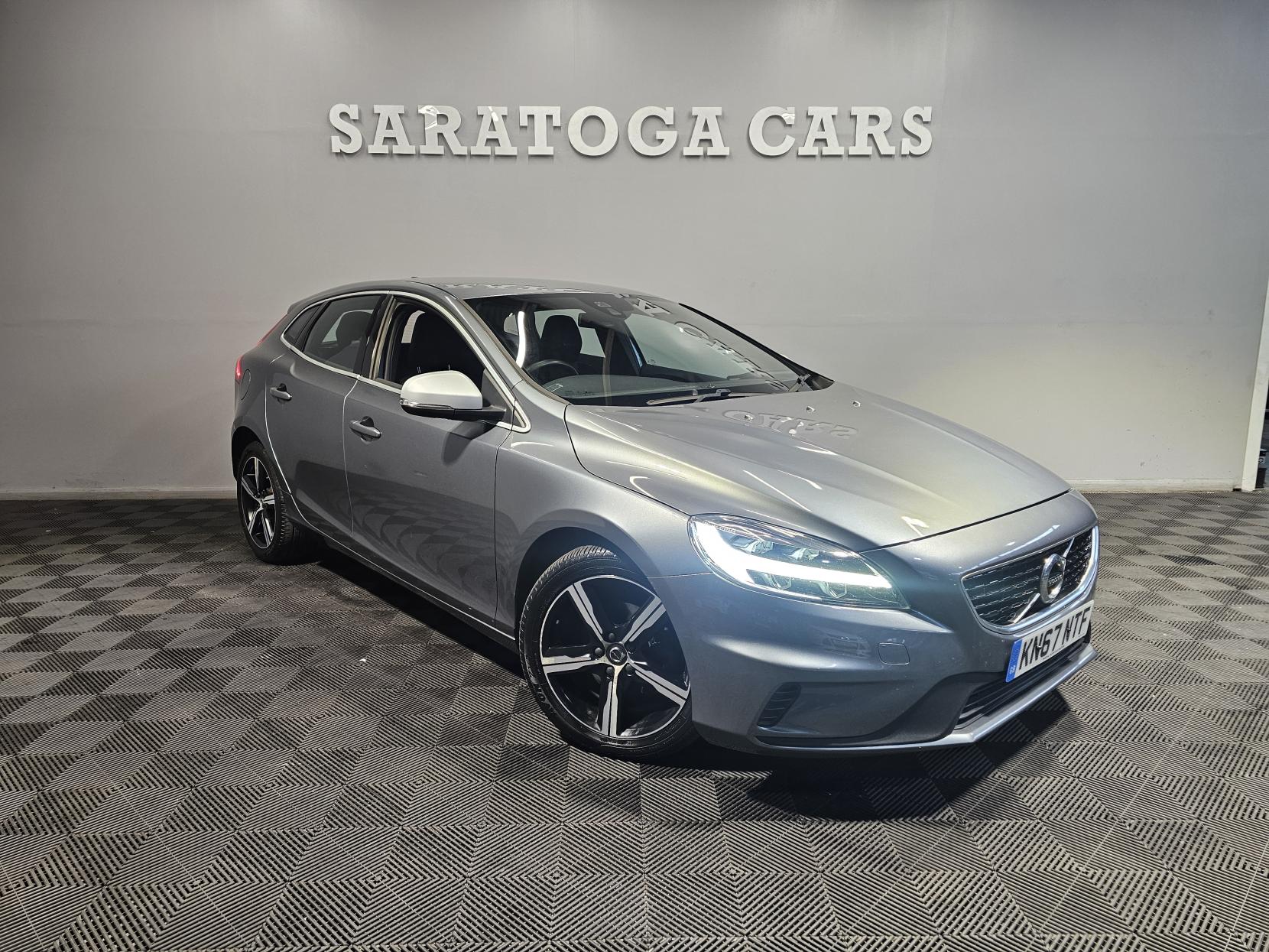 Volvo V40 2.0 D2 R-Design Nav Plus Hatchback 5dr Diesel Manual Euro 6 (s/s) (120 ps)